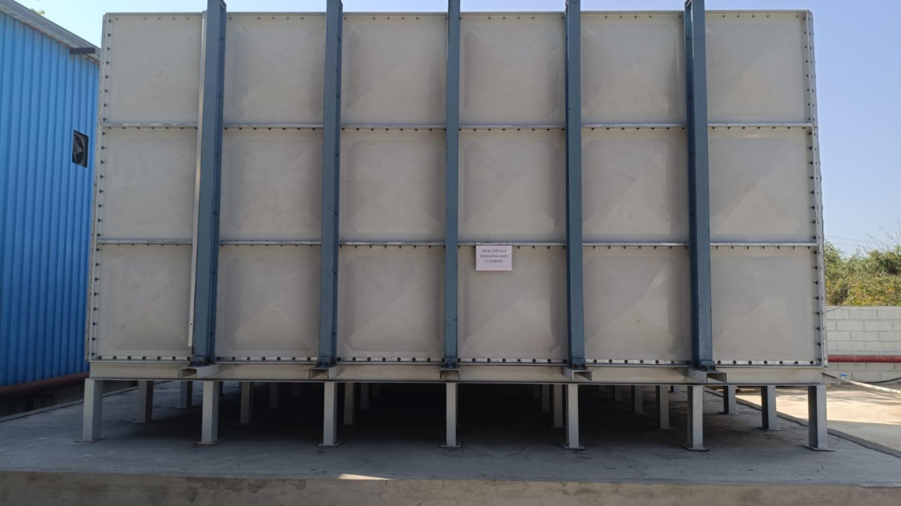 High-Capacity BK GRP Water Tank on Elevated Stands
